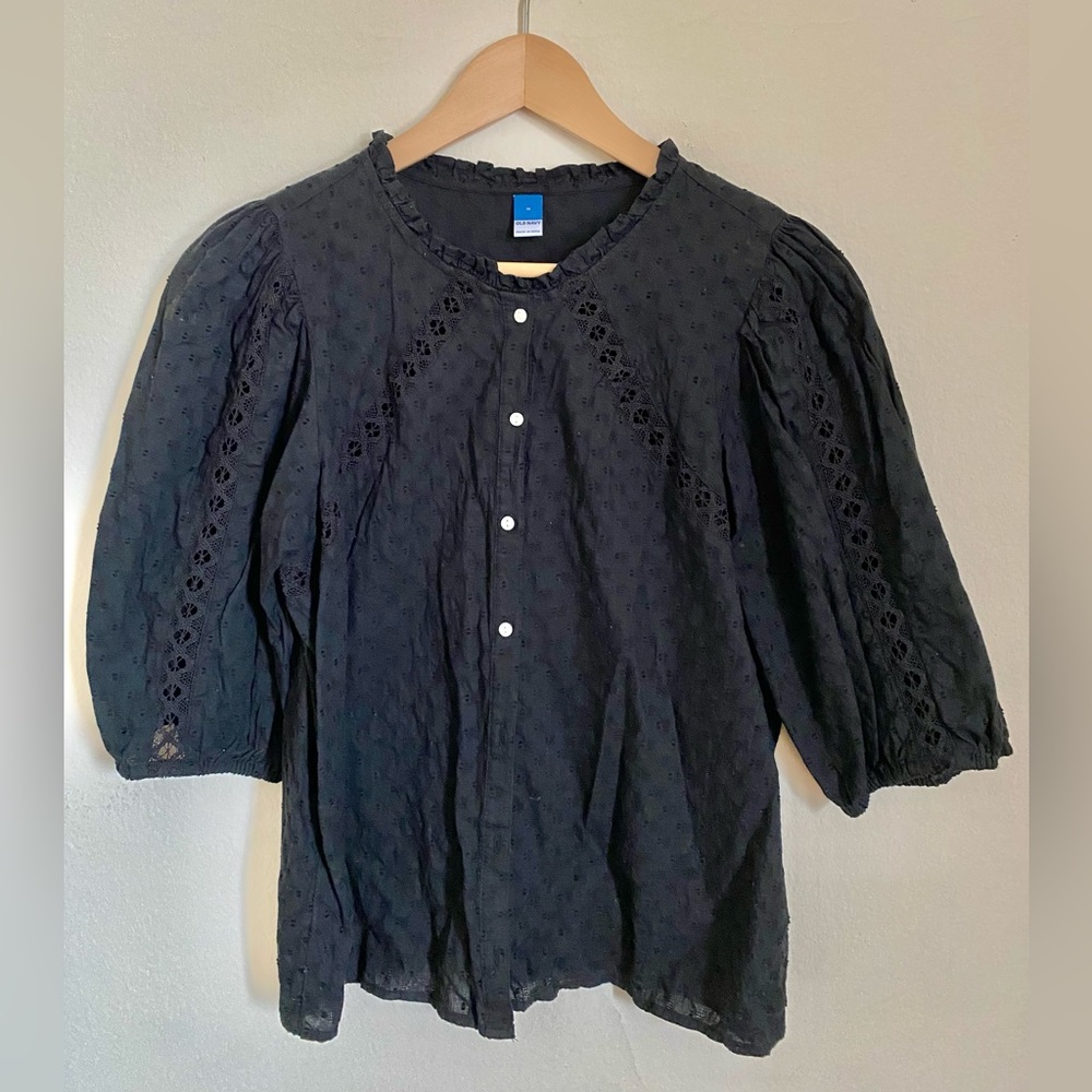 Black Ruffle Crew Neck Puff Sleeve Top